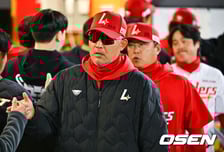 ‘김재환 이적 첫 홈런→개막 3연승’ 이숭용 감독 "공수주 집중력 좋았다, 김재환 계속 좋아질 것" [오!쎈 인천]