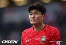 "0-1 패배 속 빛난 이름" 김민재 월드클래스 증명... '철벽' 희망은 남았다