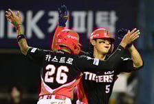 최형우 생각 안 나겠네…‘4할 타율’ 김도영 앞에 ‘5할 타율’ 외인 복덩이, “너무 좋다. 너무 잘해주고 있다”