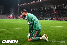 '아주리 수문장' 돈나룸마, WC 첫 경험 또 좌절..."서러워서 울었다"