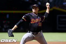 '162km 쾅!' 2년 연속 사이영상 에이스, 이래서 WBC 태업했나…ERA 0.69 압도적 피칭