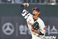 이게 무슨 대참사인가, 2만3200명 만원관중 앞에서 8실점…’폰세급’ 롯데 로드리게스, 홈 개막전 대망신 [오!쎈 부산]