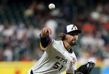 "한화에서 선발로 던졌어" KBO 16승 투수가 10점차 패전 처리라니…이렇게 쓰긴 너무 아깝다 'ERA 1.50'