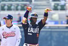 '13안타 9득점 폭발 왕옌청 QS' 한화 드디어 투타 조화, 두산 4연패 몰아넣었다…위닝시리즈 확보 [잠실 리뷰]