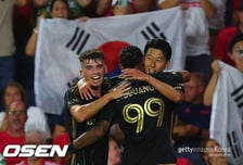 ‘손흥민은 축구계의 오타니!’ 한국기업 광고 폭증한 LAFC, 구단가치 무려 14억 달러