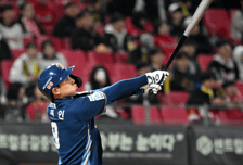 미쳤다! 홈런 또 홈런, 술담배도 탄산음료도 사절, NC 슈퍼루키 깜짝 공약 "우승하면 샴페인 마실게요" [오!쎈 광주]