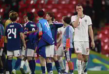 “1군 아니었다” 변명 쏟아낸 잉글랜드, 일본 반격... “이게 진짜 실력인가”