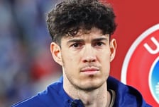 ‘퇴장 한 번에 역적 낙인’ 바스토니 감싼 비비아노 “이탈리아의 자산, 반드시 보호해야 한다”