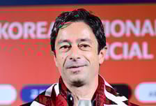 "월드컵 목표는 32강" 아로소 코치의 '인터뷰 논란'...KFA는 "전혀 그런 취지 아니라고 해명, 기사화될 줄 몰라"