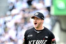 두산 대체 외인 떴다! 양현종이 추천한 좌완, 2년 만에 KBO리그 복귀...6주 총액 7500만원 계약 [공식발표]