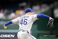 류현진 제치고 ‘최고 좌완’ 수상했던 ML 110승 투수, 폰세 빈 자리 채우나…토론토와 계약→다음 날 KKKKKKKKK 쾌투