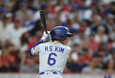 '빅리그 체질!' 김혜성 복귀전, 2안타에 감탄 자아내는 호수비까지...'5홈런 대폭발' 다저스, 토론토와 다시보는 WS 14-2 대파 [LAD 리뷰]