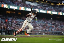 '이정후가 왜 이래' 뜬공-병살타-땅볼, 간신히 1안타 기록했다…오른 타율이 0.162, 반전 실마리 찾을까 [SF 리뷰]