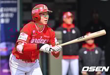 ‘타율 .533 1위’ 리드오프 유격수, 이렇게 잘하는데 사령탑은 무엇이 걱정일까 [오!쎈 인천]