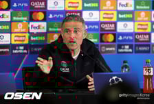 '리버풀과 맞대결' 결전 앞둔 엔리케, 이강인 중요도 언급..."이강인 같은 선수가 꼭 필요"