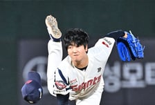 어깨 부여잡고 사라졌는데, 616일 만에 154km 돌직구로 복귀…김태형이 기다린 남자, 아껴서 쓴다 [오!쎈 부산]