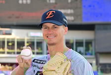 빌드업 필요한 쿠싱, 첫 등판은 언제쯤? 김경문 감독 “원래 어제 쓰려고 했는데…” [오!쎈 인천]