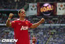 '박지성 동료' 치차리토, 북중미 월드컵 해설가 변신...앙리-즐라탄과 호흡