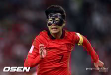 “포르투갈 무너뜨린 질주” 손흥민, 월드컵 역사의 순간 FIFA 다시 꺼냈다