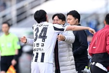 서울-전북의 진검 승부... 김기동 감동의 바램, "민규야, 우리한테 하던 것만큼만 해라" [서울톡톡]