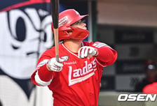 ‘3연패’ 경기 직전 라인업 전격 교체, ‘타격 꼴찌’ 김재환 4번→5번으로… 왜 “2번이 문제다” 했을까