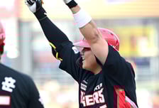 KIA 뒤집기쇼! '8회 5득점 빅이닝→김호령 슈퍼캐치' 한화에 6-5 역전승, 3연승 질주 [대전 리뷰]