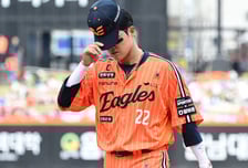 '실책-실책-실책' 한화 왜 이러나…주장 채은성까지 '1타구 2에러→실점' 충격, 결국 문책성 교체됐다 [오!쎈 대전]