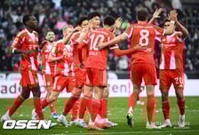 '승점 12점 차' 바이에른, 다음 라운드 안방서 분데스리가 우승 확정 가능..."경우의 수 보자"
