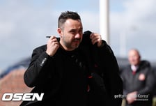 ‘제발 강등만 피해줘!’ 토트넘, 데 제르비에게 연봉 240억 원 선사…프리미어리그 감독 2위 연봉