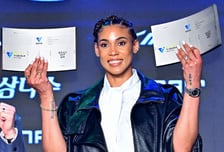 여자부 MVP 주인공은 '쿠바 폭격기' 실바, "체력 관리? 요령이 생긴 듯하다" [V리그 시상식]