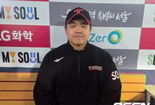 “개막 전에 욕 많이 먹었죠” 52억 장현식 절치부심, '홀홀홀홀홀승'→LG 불펜 기둥이 되다