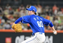 '삼성 막내 씩씩하네' 2사 만루 위기 등판→3⅓이닝 KKKK 무실점 완벽투…승리투수 자격 보여주다 [오!쎈 대전]