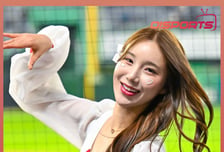 김현영 치어리더, 볼륨 '바디' 공연 [O! SPORTS 숏폼]