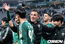 '전북과 결별→토트넘 감독직 열망' 포옛의 대인 배포, "데 제르비 선임 옳았다, 나도 정식 제안 받았다"
