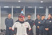 '염갈량의 전성기는 지금부터' 염경엽 감독, 17일 삼성전 앞두고 깜짝 생일 파티 [오!쎈 대구]