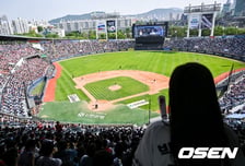 잠실돔 고작 3만석? 두산-KIA전 매진-매진-매진→사흘간 7만1250명 구름 관중! 야구 열기 미쳤다 [오!쎈 잠실]