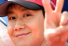고향 부산 찾은 정우, ‘짱구’ 살아있네~[O! SPORTS 숏폼]