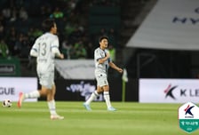 '이동률 역전골' 인천, 전북 원정서 2-1 역전승...승점 3점 추가하며 순식간에 5위로 '껑충' [오!쎈 현장]