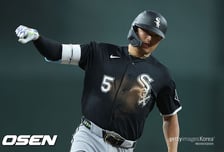 '홈런-홈런-홈런-홈런' 日 503억 거포, KBO 역수출 신화 상대로 130m 대형 홈런 폭발…4G 연속 홈런 미친 활약