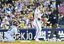 치명적인 주루사→결정적인 포구 실수→완봉패…하필 잘하던 문현빈이 공수에서 꼬였다 [오!쎈 잠실]