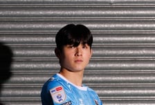 [공식발표] "이적시장 희생양" 양민혁, 韓 축구 3번째 트로피 들었지만...'13G 연속' 명단 제외→"정말 불운한 임대다" 현지 평가