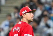NPB 출신은 반전 보여줬는데…MLB 출신, 스리런 얻어맞고 KKKKK 5실점 어쩌나 [오!쎈 인천]