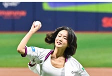 49kg 뼈말라 몸매로 전력 시구 황우슬혜 [O! SPORTS 숏폼]