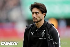'퇴장 후 3경기 추가 징계' 시즌아웃 카스트로프, 월드컵 준비 문제 없다..."오히려 좋은 기회"