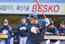삼성 최형우, 25일 만에 홈런 폭발! 삼성 레전드 출신 해설위원도 "배트 스피드 깜놀" 극찬 [오!쎈 대구]