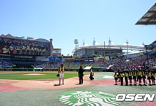 SSG, 어린이날 맞아 4G 경기 연속 만원관중…리그 4번째 30만 관중 달성 [오!쎈 인천]