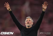 "팬들에게 주는 선물" PSG 감독, 바이에른 뮌헨 꺾고 2연속 UCL 결승행 기쁨