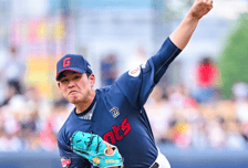 김진욱 49일만의 승리→황성빈 3안타 2타점, 롯데 8-3 설욕...김도영 15호 폭발, 김호령 뼈아픈 도루자 [광주 리뷰]