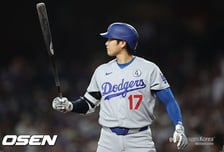 '2루타-3루타' 가장 위협적인 타자 승부 피했지만…"오타니 무력화시켜도 마무리할 수 있는 선수들 많아"