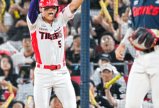 이틀연속 홈런 단독 1위→30홈런 100타점 페이스인데...2024 김도영 아니라 불만족 "올해 40점, 나를 새로 만들고 있다"